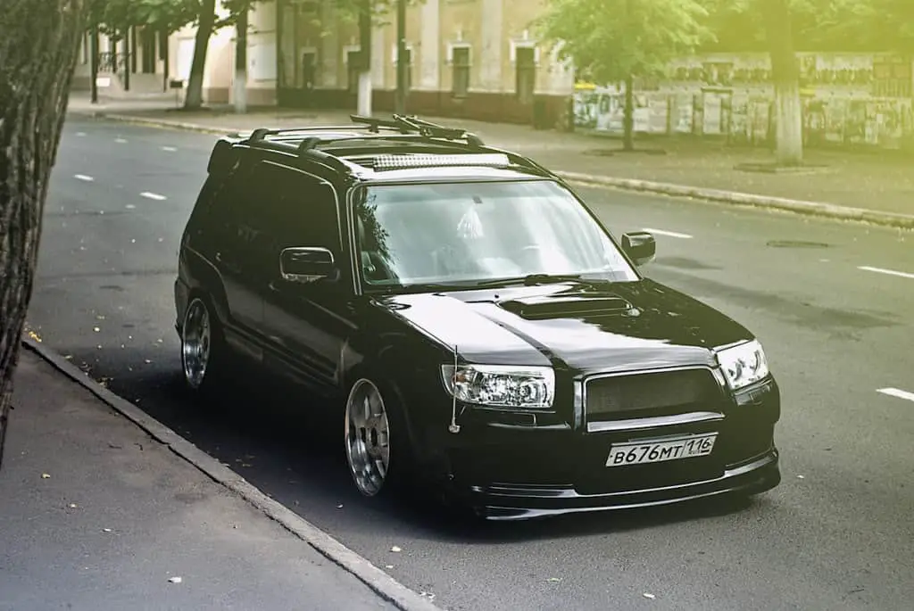 STANCED SUBARU FORESTER