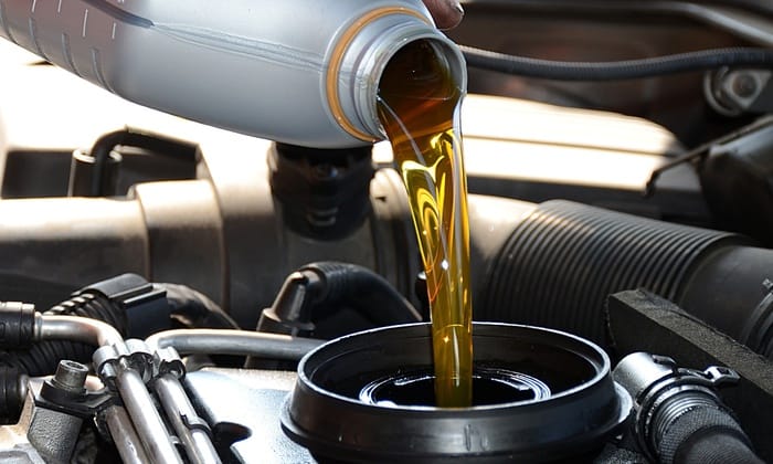 The Best Synthetic Oil (Review and Buying Guide) in 2020